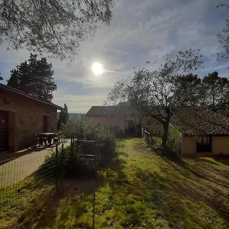Il Borgo ファームステイ *